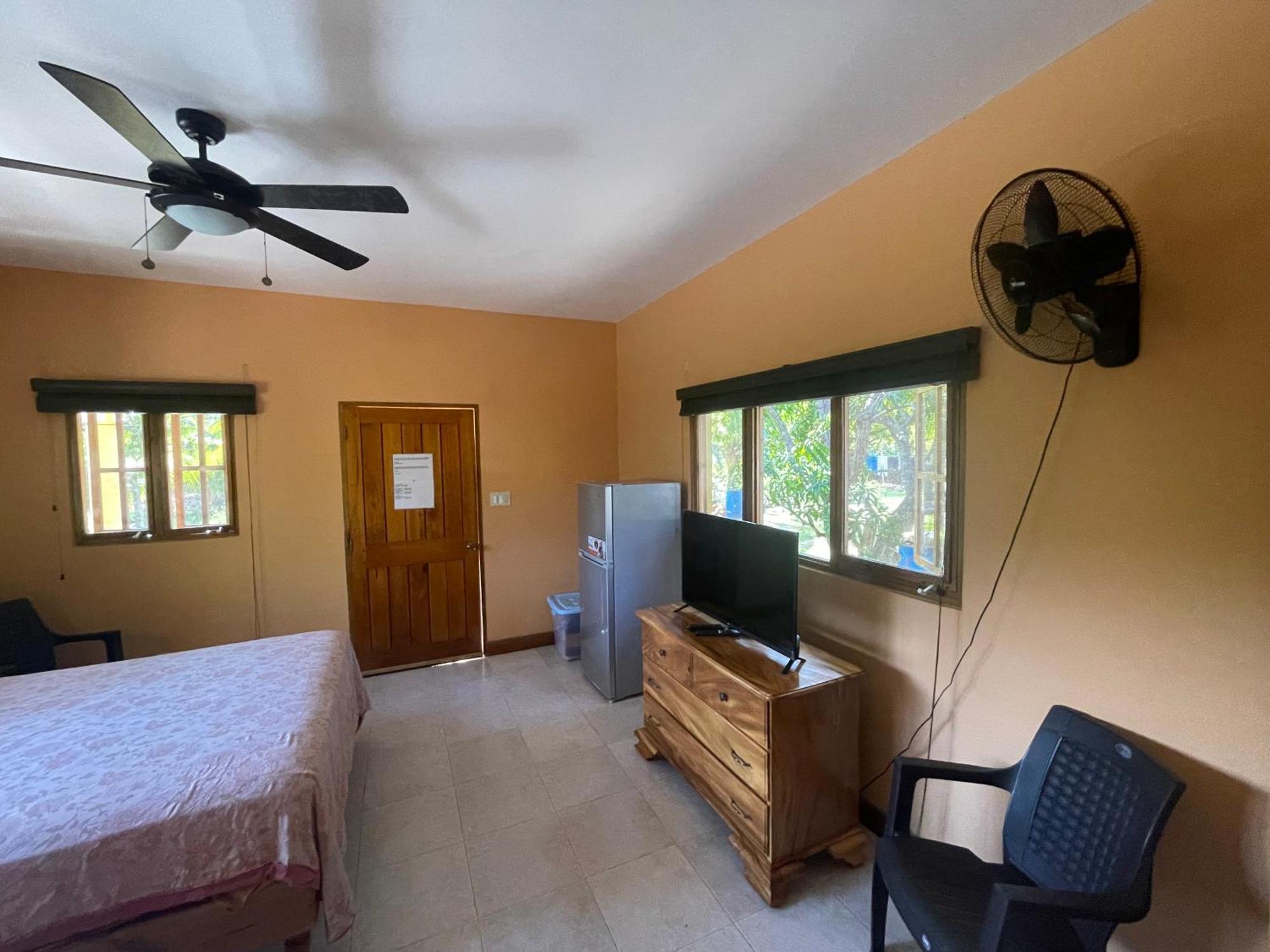 R&V Villa Negril Eksteriør billede